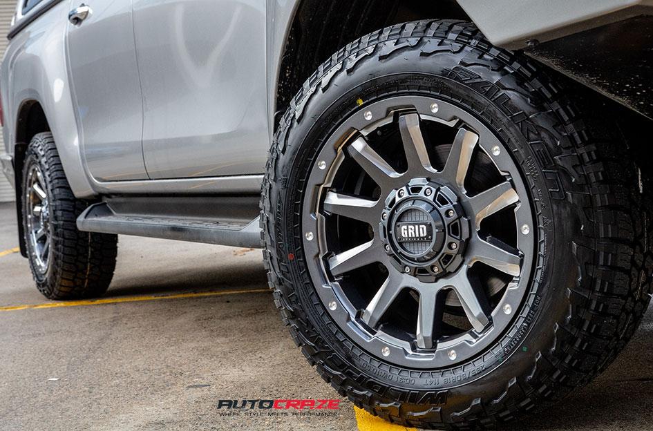 TOYOTA HILUX N80 4WD GD05 GRAPHITE WITH MILLED ACCENTS